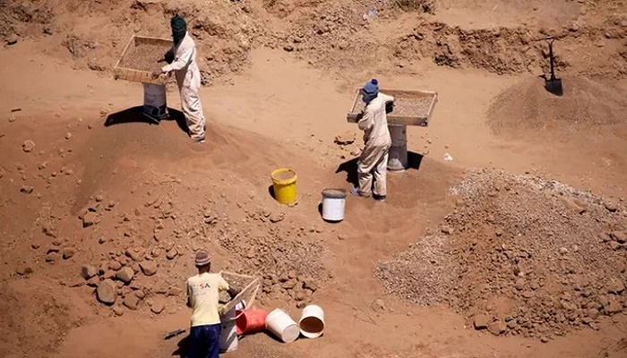 Bodies of 20 suspected illegal miners found near abandoned South Africa goldmine
