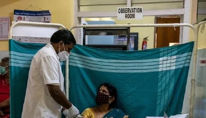 India’s daily Covid cases further fall to 53,256; new deaths at 1,422