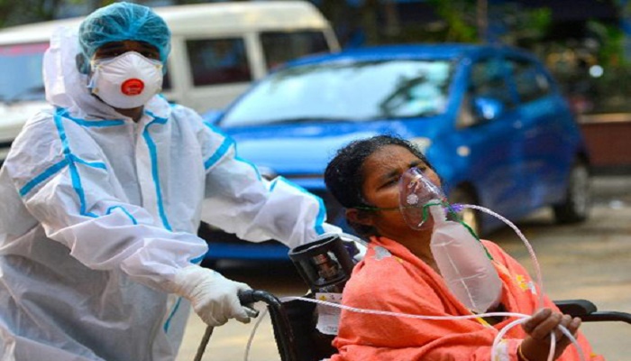 India's daily Covid-19 tally falls to 42,640; active cases go below 700,000