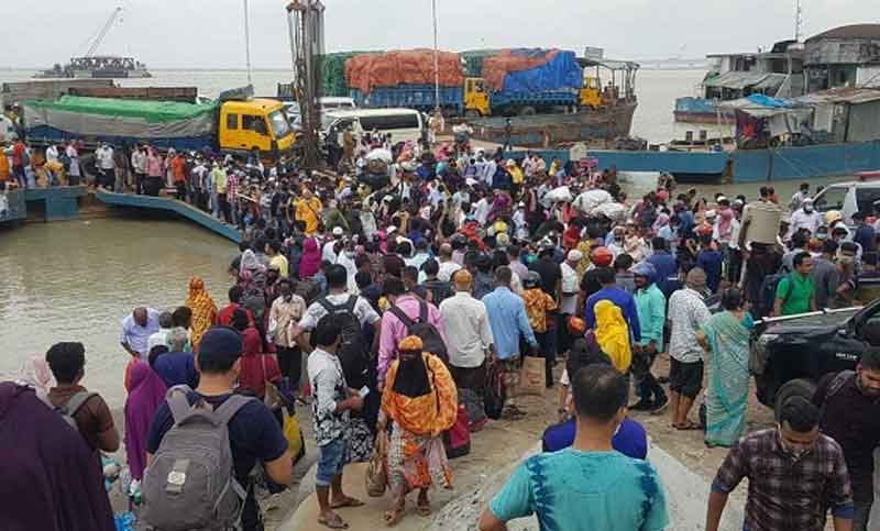 COVID-19: People leaving Dhaka as govt declares lockdown from Monday