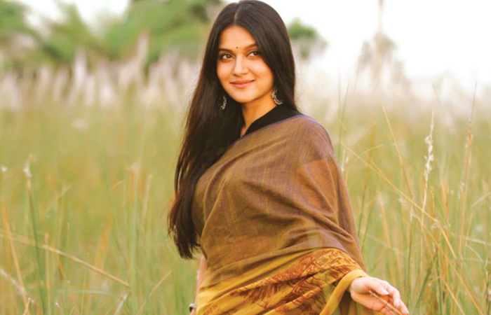 Mithila to make her Tollywood debut