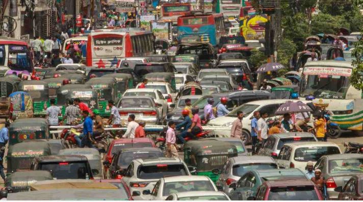 Bustle back in Dhaka as public transport services resume