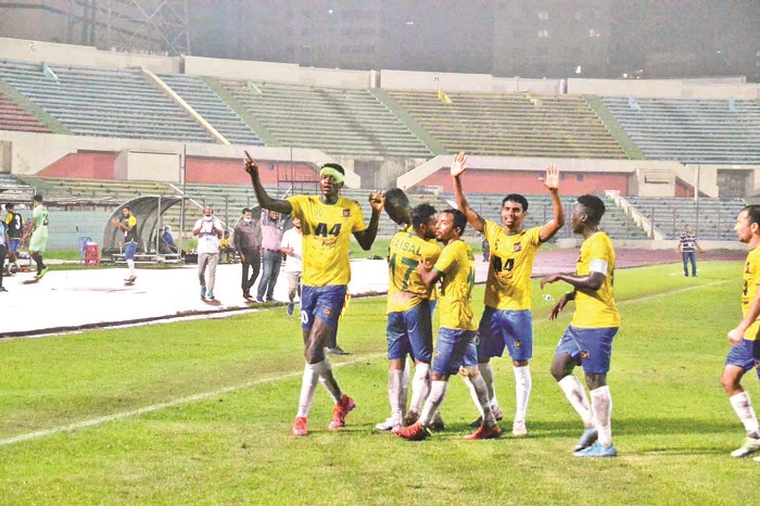 Sk Jamal climb to second in BPL  