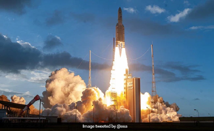 World's first commercial re-programmable satellite blasts into space