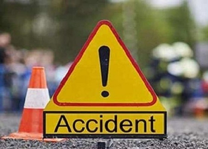 Three killed in Jashore road accident