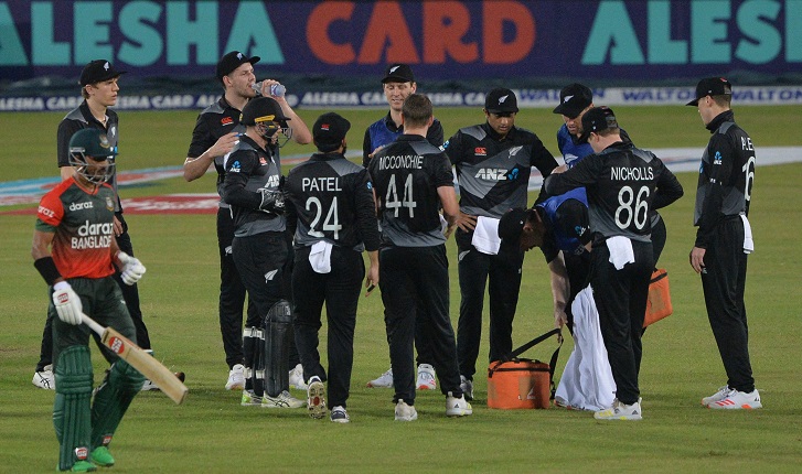Latham, Allen power New Zealand to 161 in Bangladesh T20