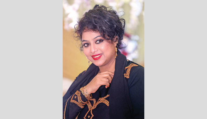 Shabnoor launches her YouTube channel