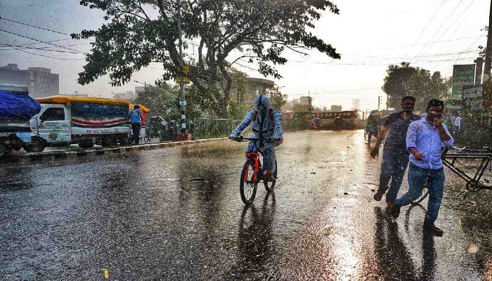 Deep depression intensifies into Cyclone ‘Gulab’; Rain likely across country