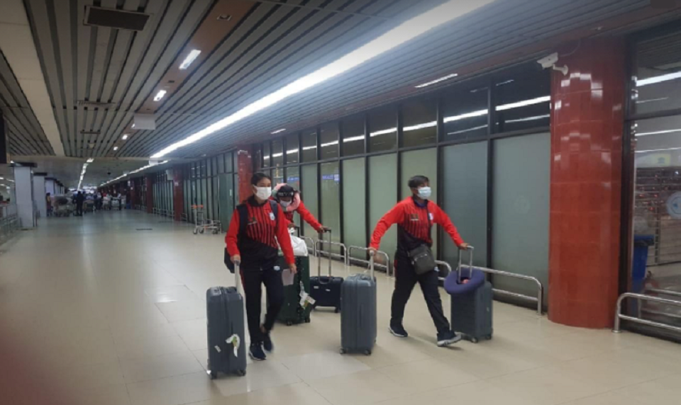 Nat’l women footballers return home