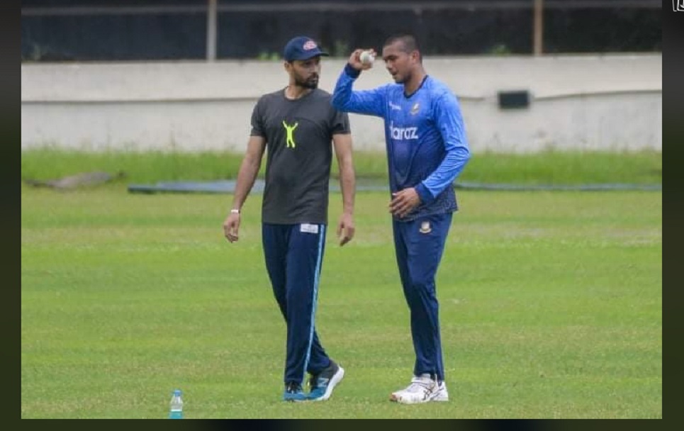 Mashrafe mentors Taskin at SBNS