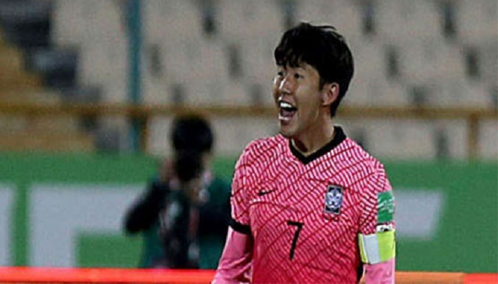 Japan revive World Cup hopes, South Korea frustrated by Iran