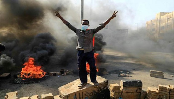 7 killed as Sudan general ousts government in coup