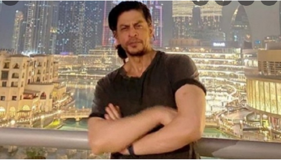 Shah Rukh celebrates 56th birthday in Alibaug

