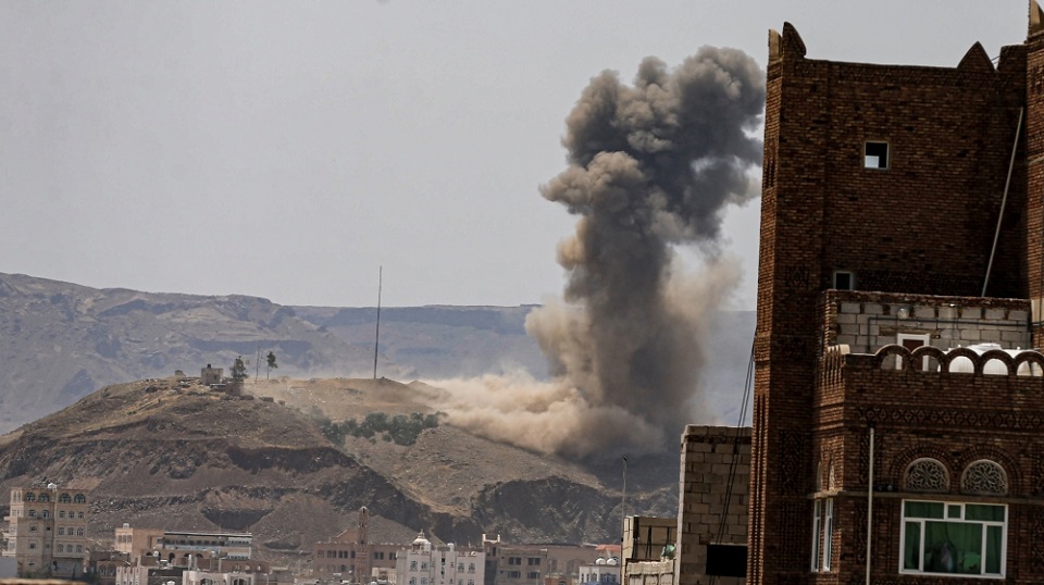 Saudi-led coalition says over 150 Huthis dead in Yemen raids