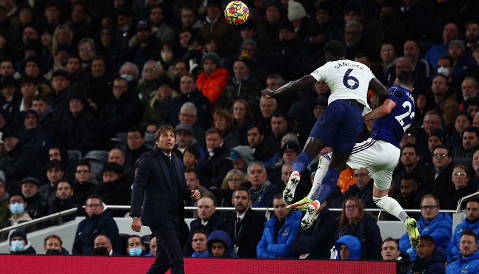 Tottenham fightback gives Conte lift-off, Man City sweep aside Everton