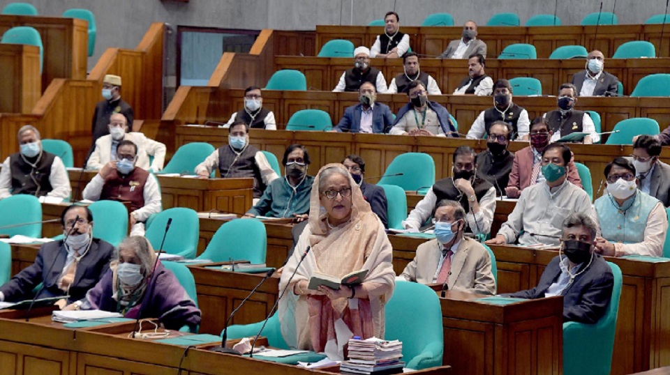 Graduation to help brand Bangladesh: Hasina