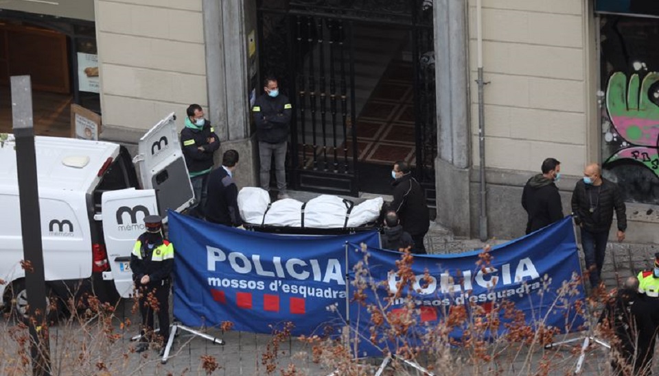 Barcelona fire kills four, including two children