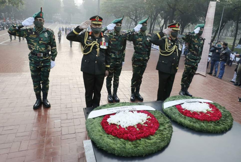 President pays tributes to martyred intellectuals