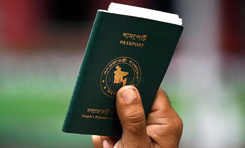 Omicron: Bangladeshis having student visas barred from entering India   

