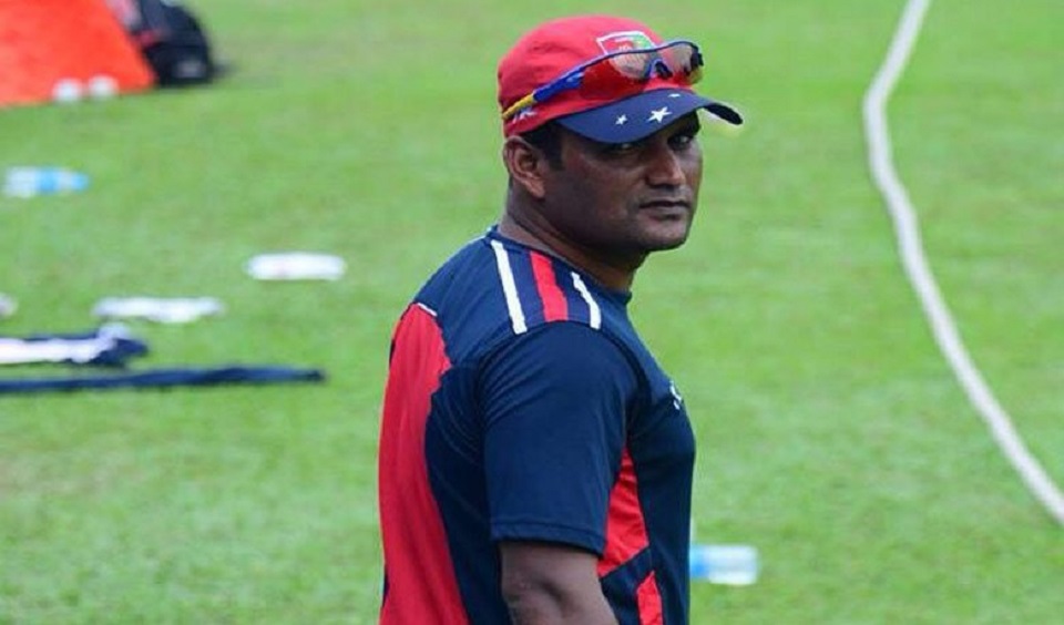 Salahuddin wants local players to shine in BPL