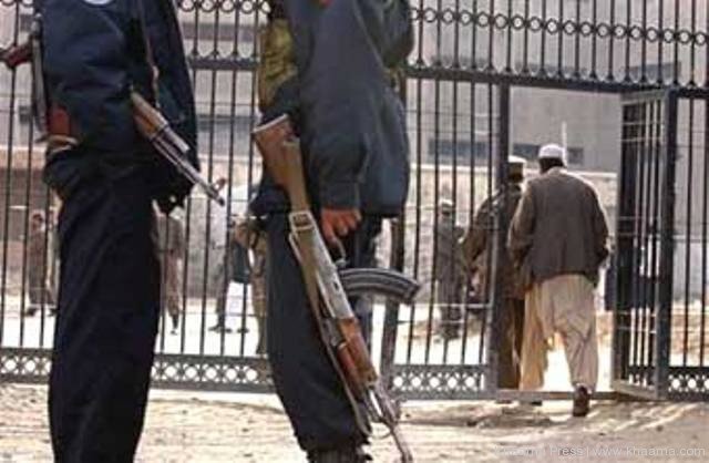 More than 70 dead in fighting after Syria jail attack