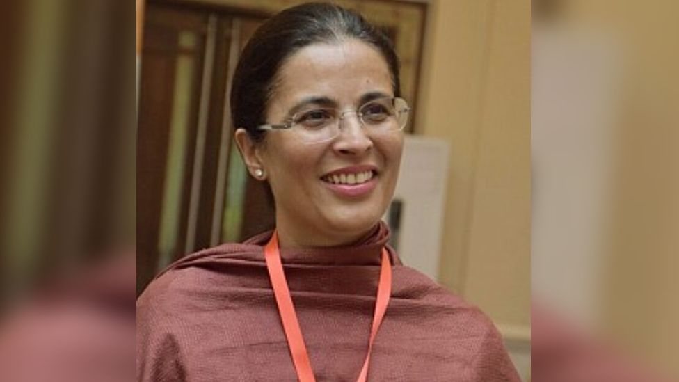 Pakistan's first female Supreme Court judge sworn in