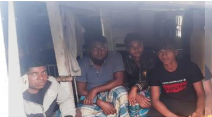 Trawler capsize in Dakatia River: 4 detained