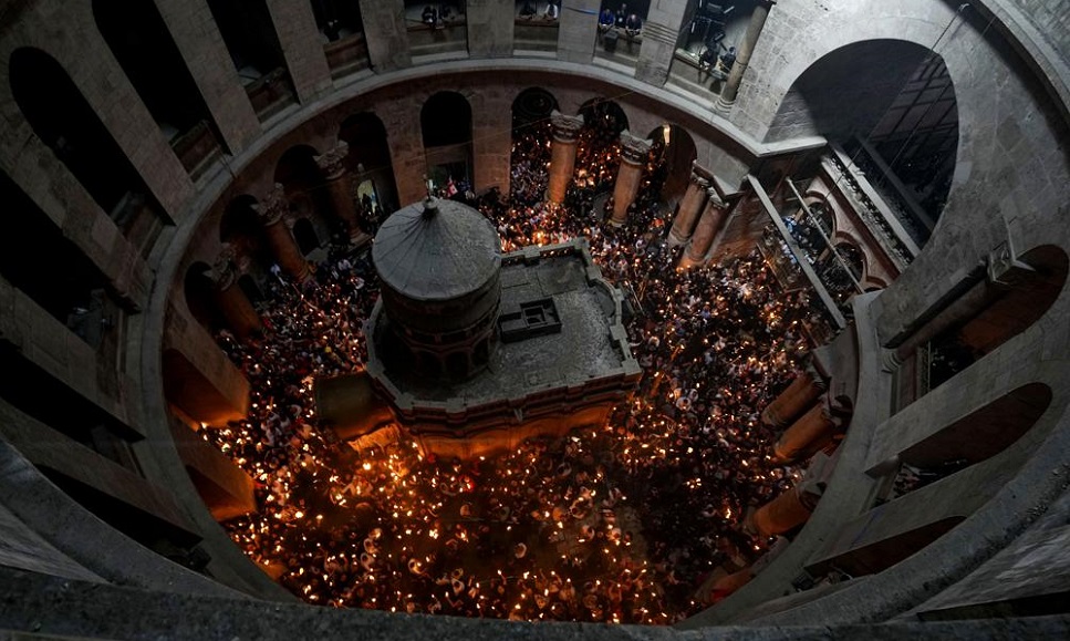 Israeli restrictions on ‘Holy Fire’ ignite Christian outrage
