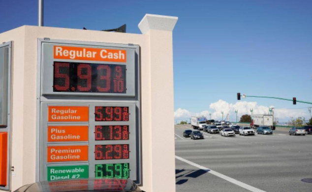 Prices for gasoline, diesel both rise to record highs in US