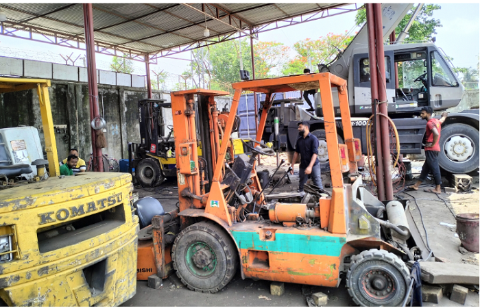 Benapole transport owners call off strike