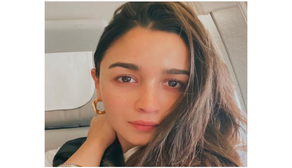 Alia heads to Hollywood for debut film