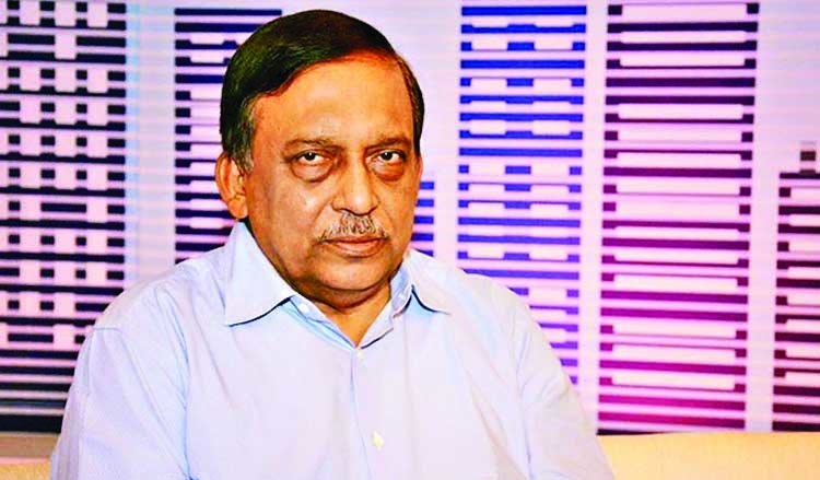 Strict action against those who extort in my name: Home Minister