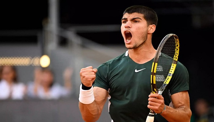 Alcaraz headlines as French Open gets glimpse of future