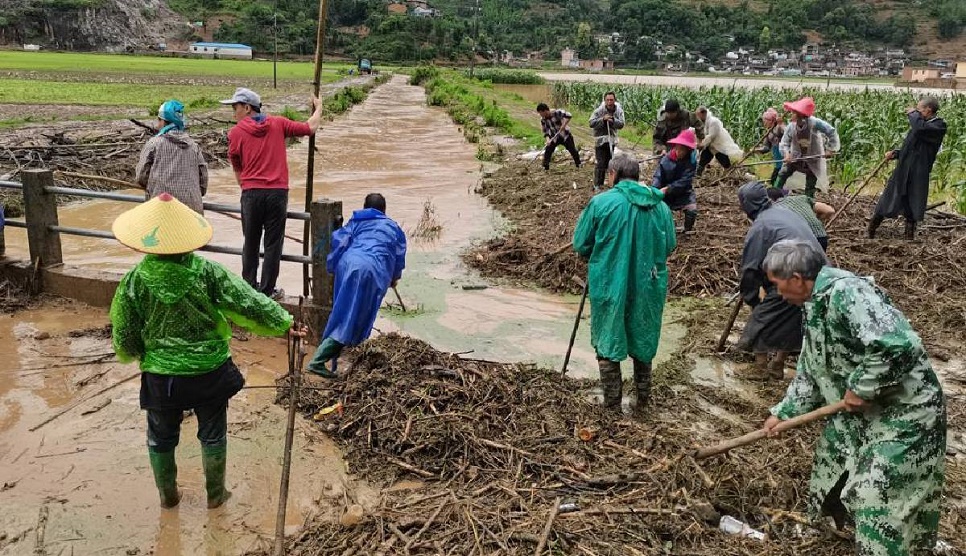 15 dead, 3 missing after torrential rains in southern China