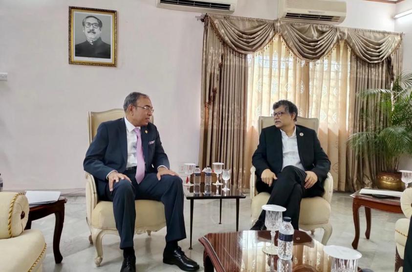 FS asks SAARC secy gen to reinvigorate SAARC thru consultation of member states 