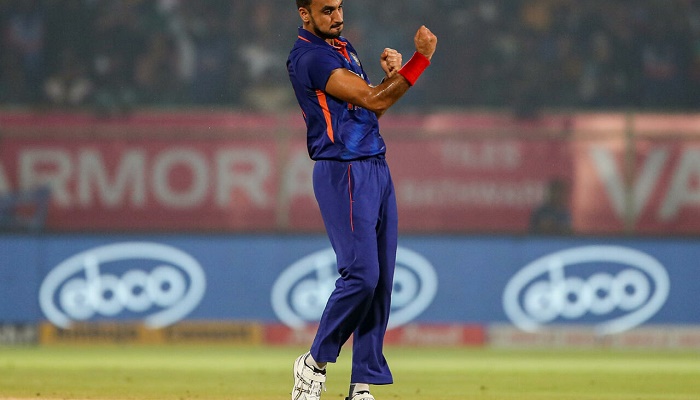 Pant hails 'fantastic' bowlers as India thrash S. Africa in third T20