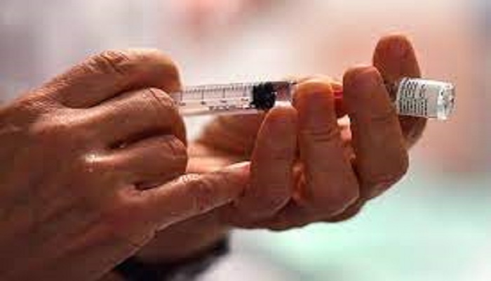 US panel recommends Covid vaccines for youngest children