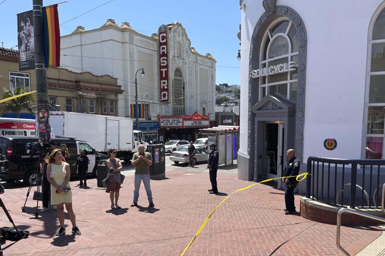 San Francisco subway train shooting kills 1, wounds another