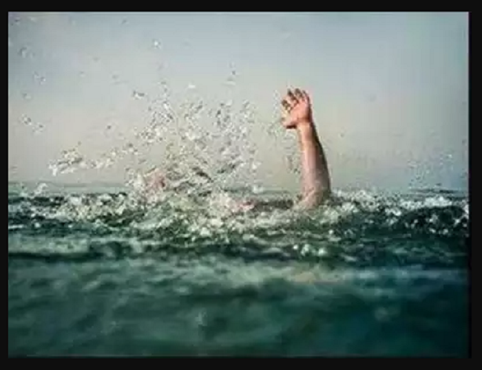 Two children drown in Ctg pond