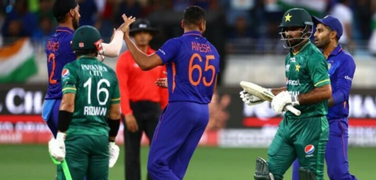 Asia Cup 2022: Pakistan set 148-run target for India