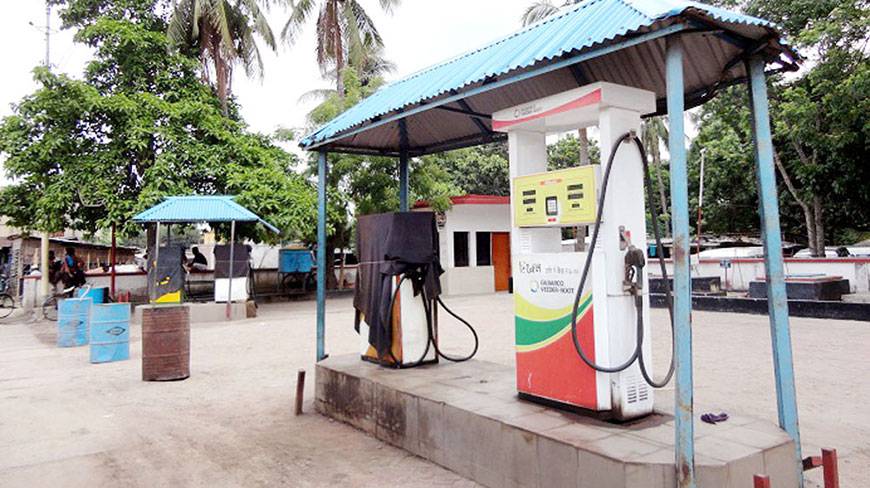 Petrol pump owners postpone strike till September 12