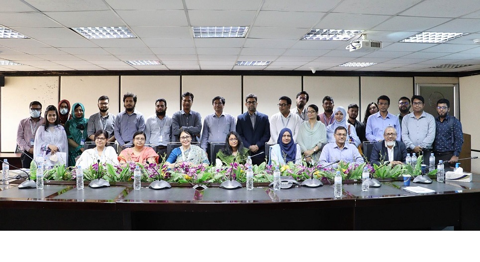 Roundtable discussion on the “Rational Use of Drugs” held at BRAC University