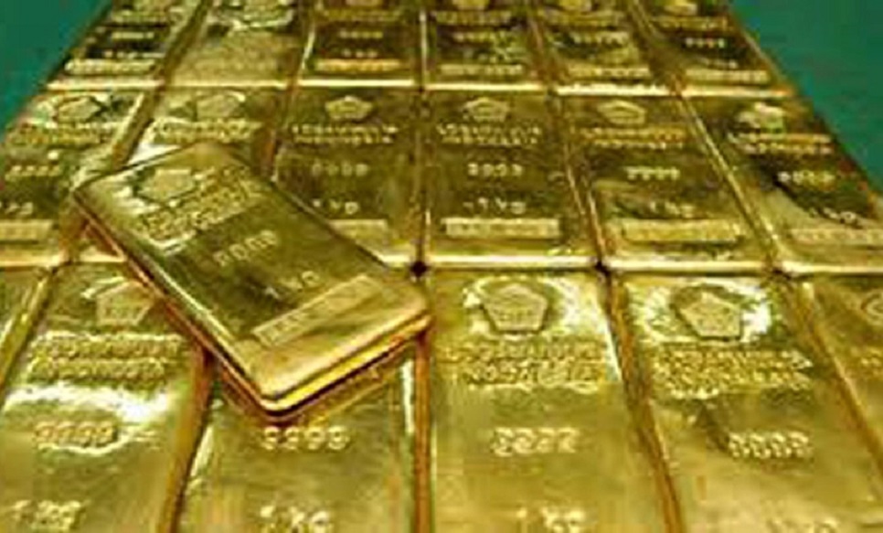 One held with 30 gold bars in Benapole


