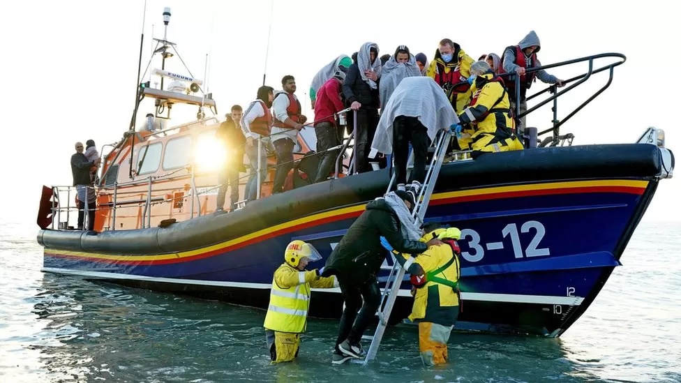 Over 30,000 migrants cross English Channel this year