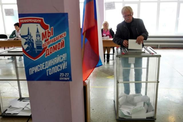 Kremlin proxies claim victory in annexation votes