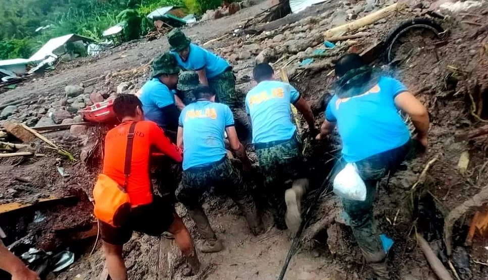 Philippines storm Nalgae kills dozens in floods and mudslides