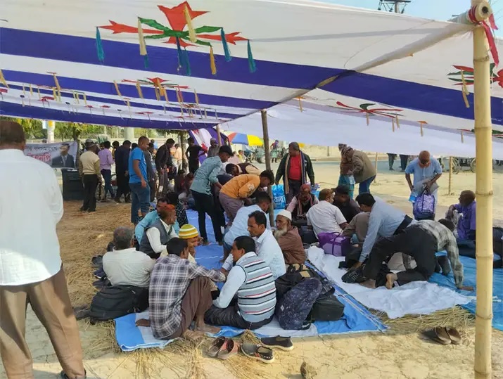 BNP activists gather in Rajshahi ahead of rally, amid transport strike