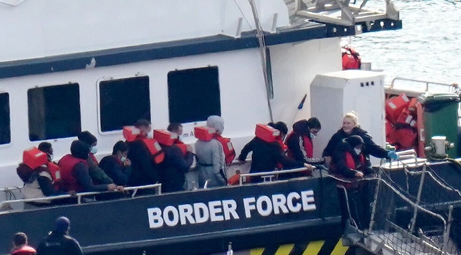 Albania demands UK apology over migrants coverage