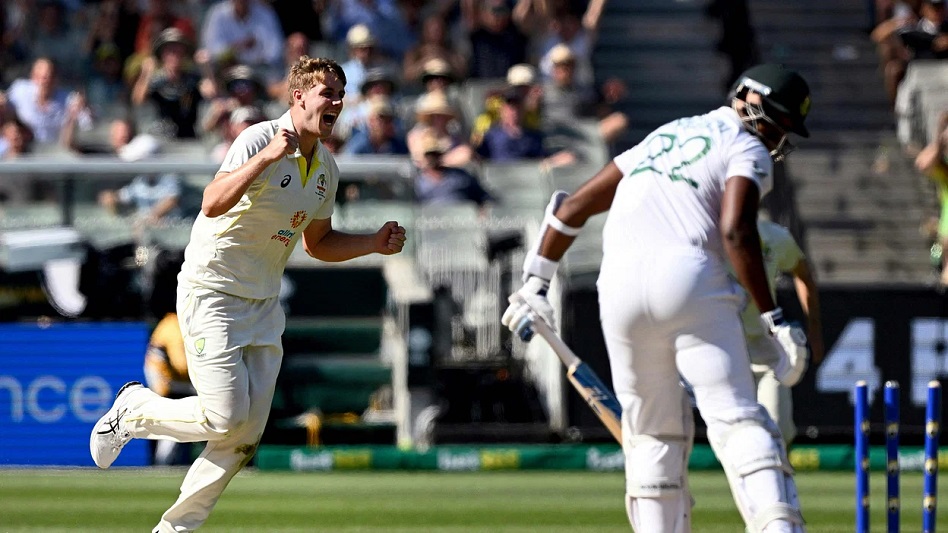 Green takes five as Australia seize control of 2nd South Africa Test
