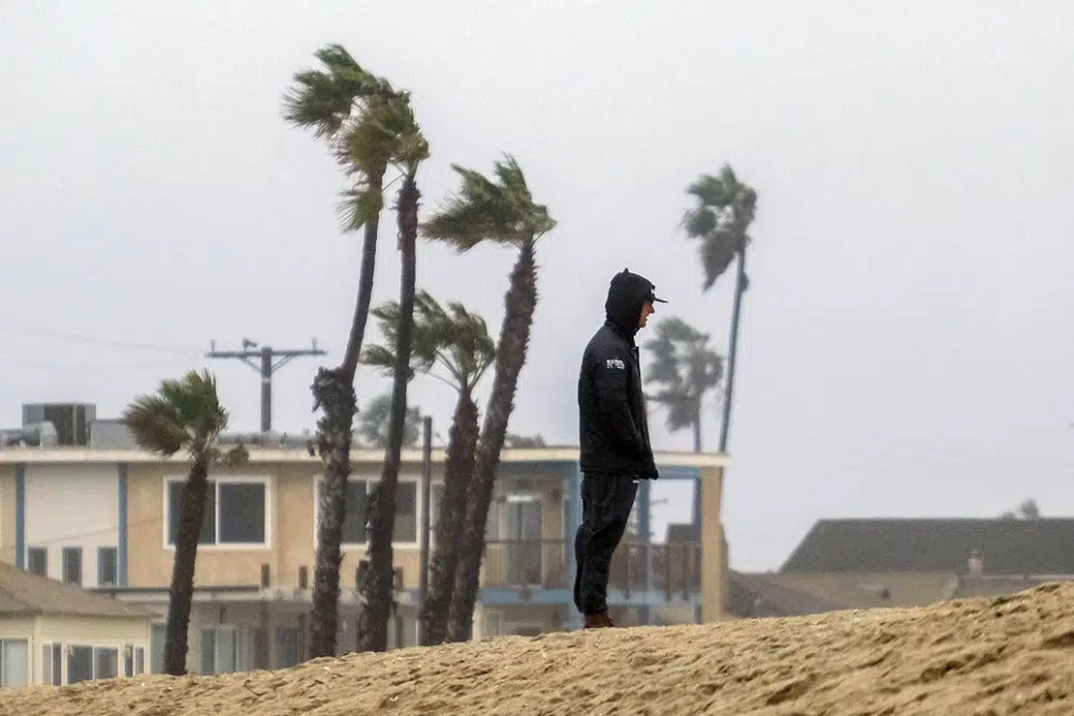 US president declares emergency in California as winter storms continue